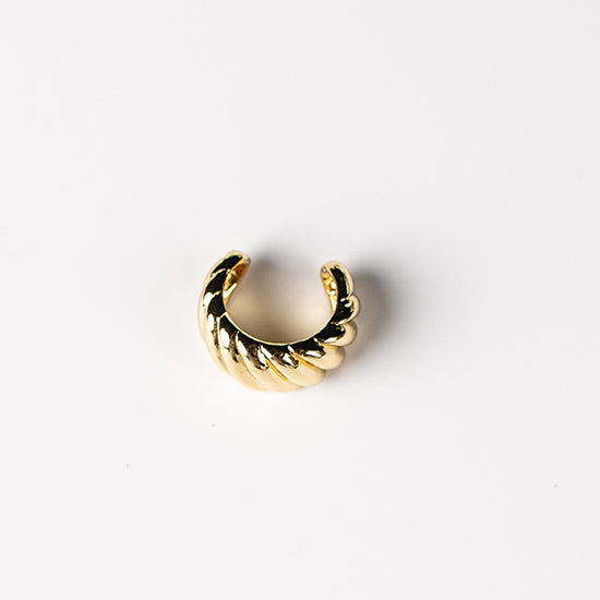 Twist Earcuff