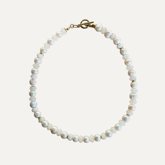 Cream Island Choker