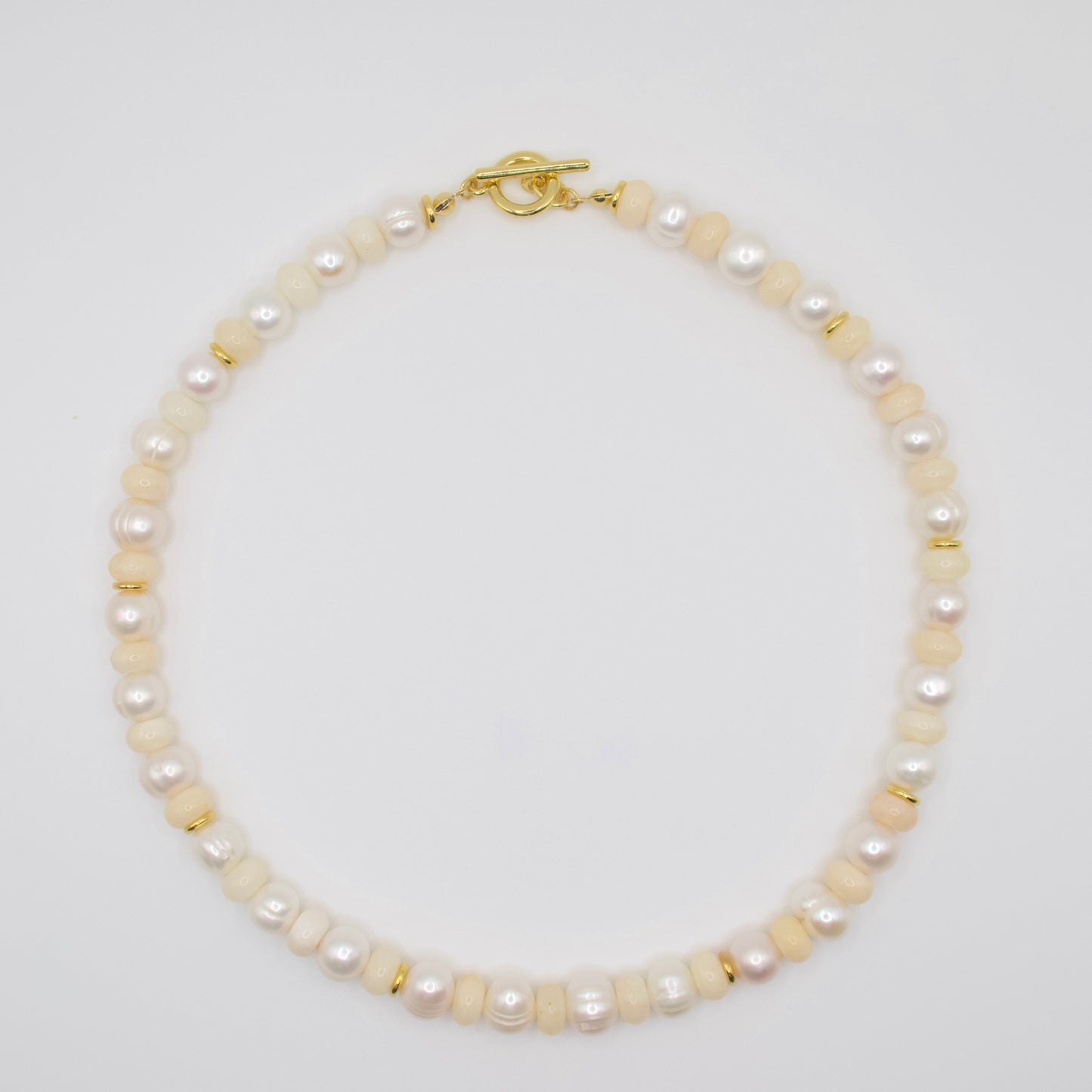 Cream Island Choker